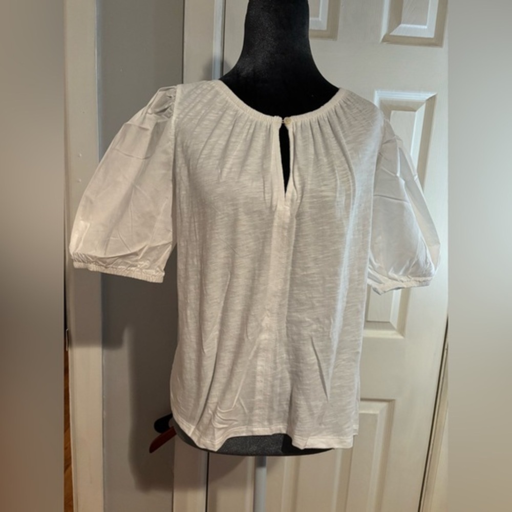 NWOT Old Navy White Gathered Blouse
